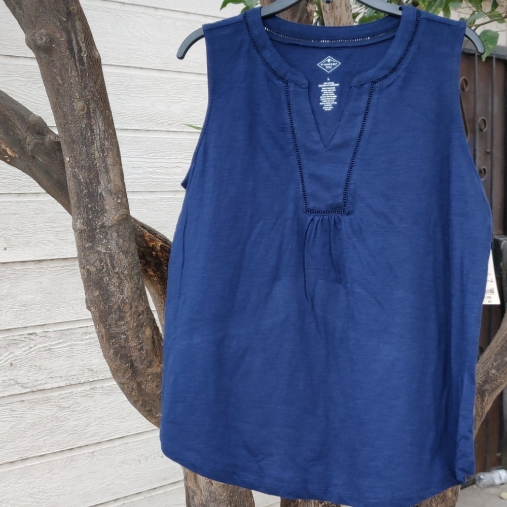 St. John's Bay Womens Y Neck Sleeveless Tank Top - Picture 3 of 6